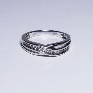10k white gold diamond band ring